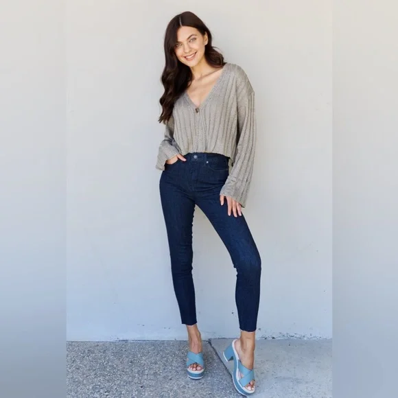 Flared Sleeve Button Cropped Cardigan - Picture 10 of 10